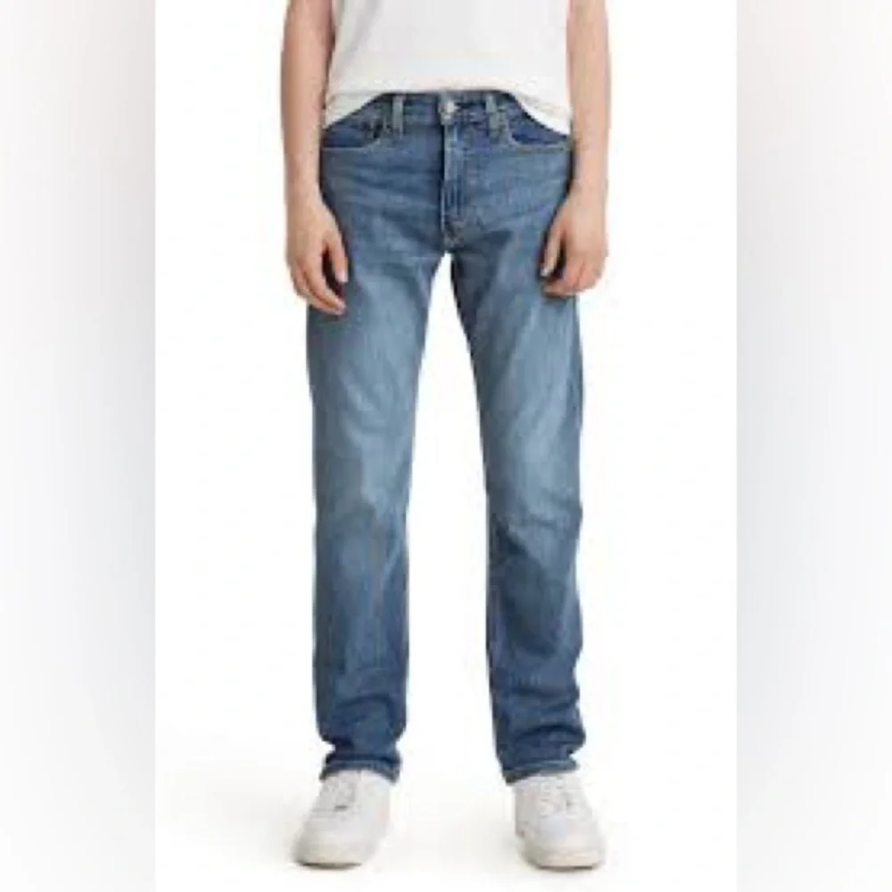 Levi’s men’s 505 regular fit straight leg jeans W38 L30